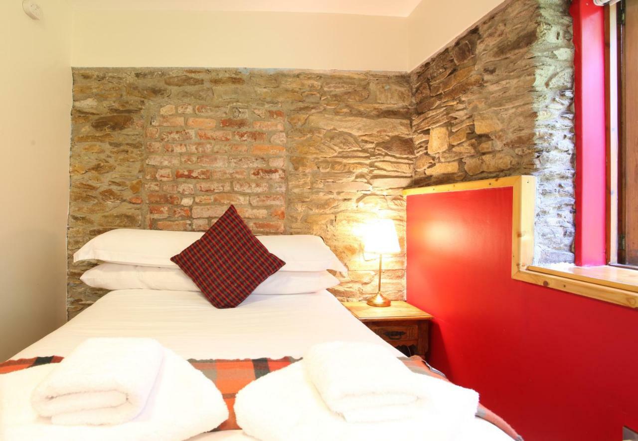 Moville Boutique Hostel & Apartments Phòng bức ảnh
